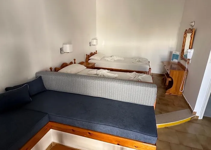 Effie's 4* أليندا